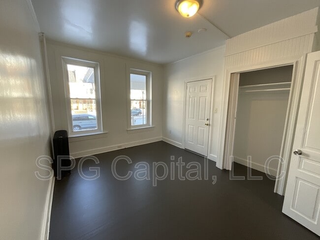 Foto del edificio - 260 W Jackson St