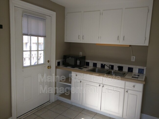 Foto del edificio - 9 Cottage St