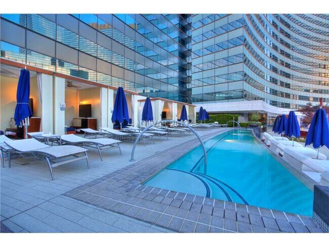 Foto del edificio - 2600 W Harmon Ave
