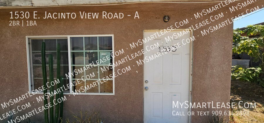 Foto del edificio - 1530 E Jacinto View Rd
