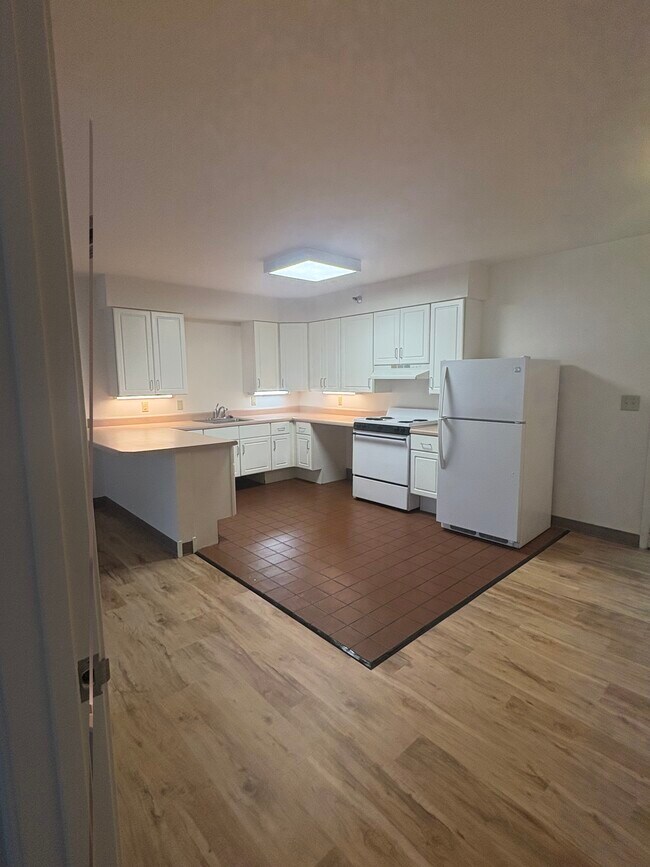 Foto del edificio - 223 S Camp Ave