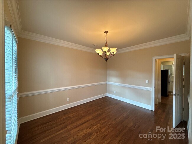 Foto del edificio - 805 Stargard Ct