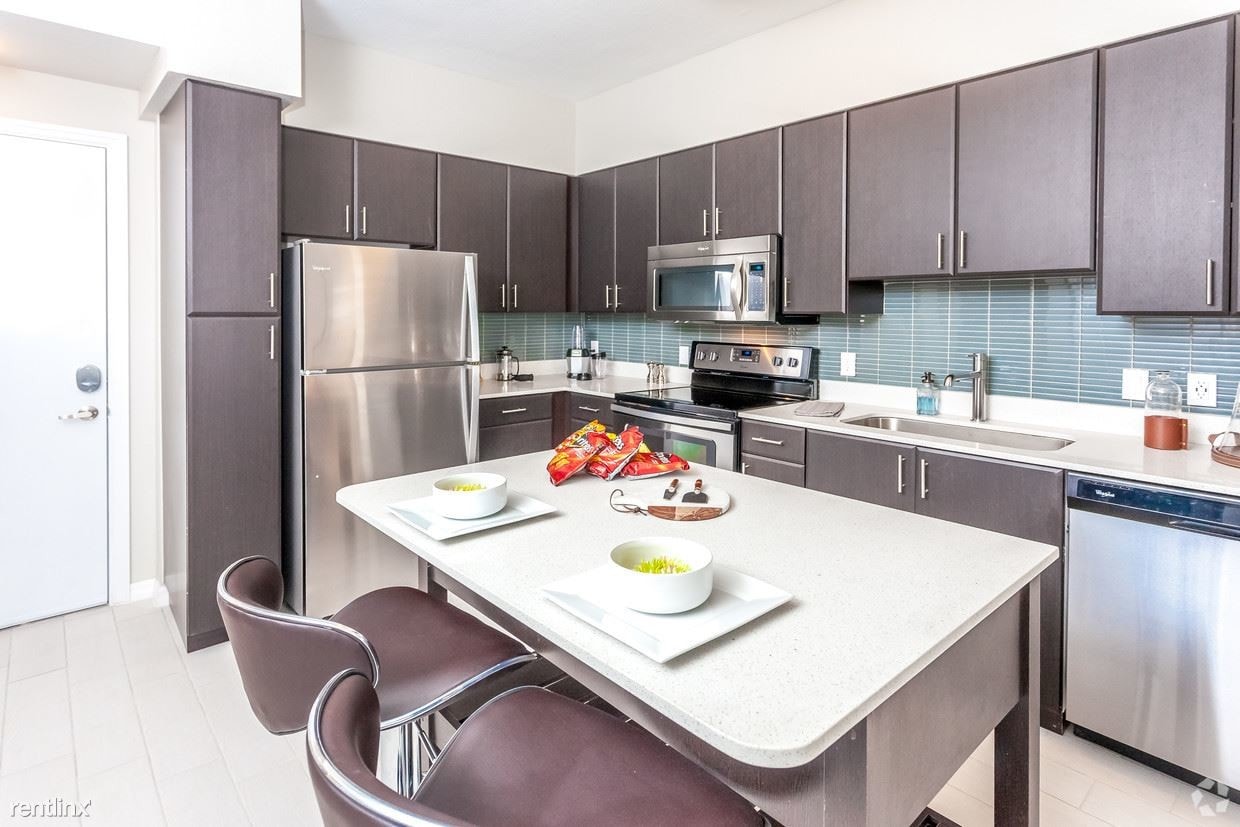 Primary Photo - 2 br, 2 bath Apartment - 3750 Bird Rd