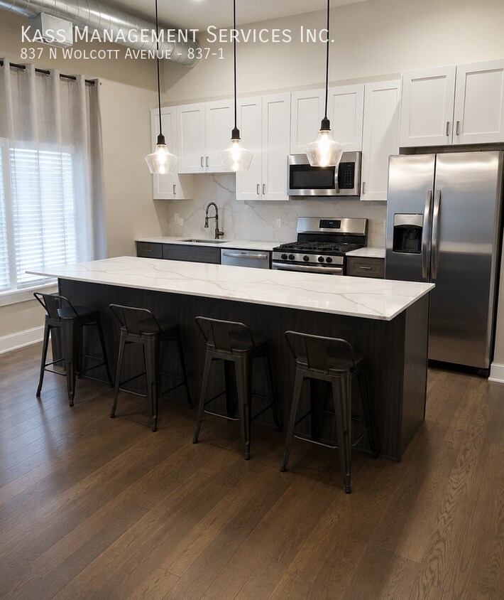Photo - 837 N Wolcott Avenue-837-1