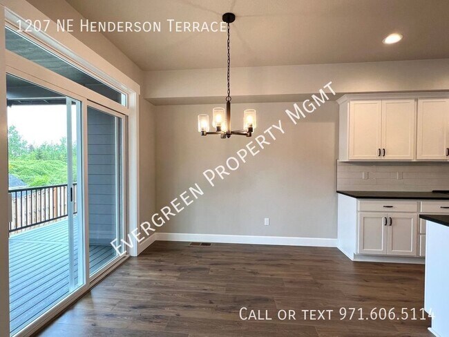 Building Photo - Contemporary 4 Bedroom home located in the...