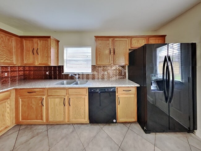 Building Photo - 20930 Grovedale Dr