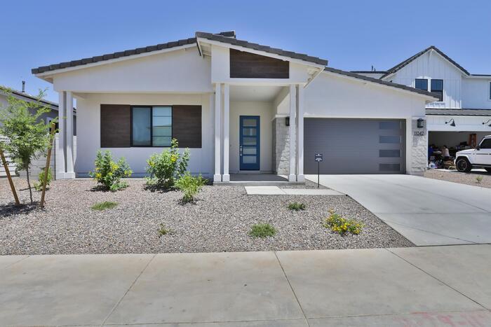 Primary Photo - 11042 E Utah Ave