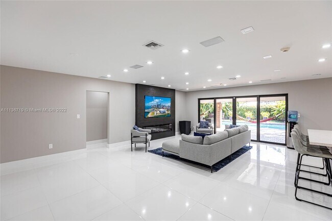 Foto del edificio - 1200 NE 91st Ter