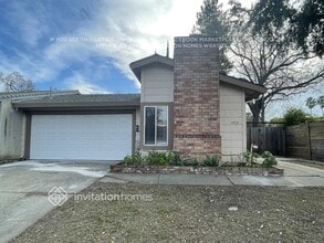 Building Photo - 1972 Las Coches Way