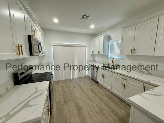 Building Photo - 1623 Tejon St