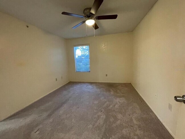 Building Photo - 642 Dory Ln