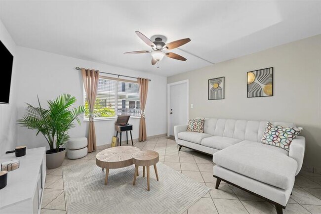 Foto del edificio - 1000 SE 15th St