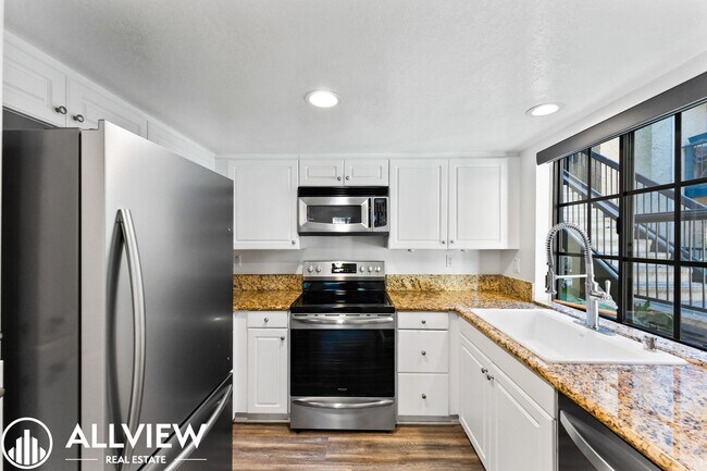 Foto del edificio - Move-In Ready Laguna Hills Condo | Upgraded Throughout with Private Patio