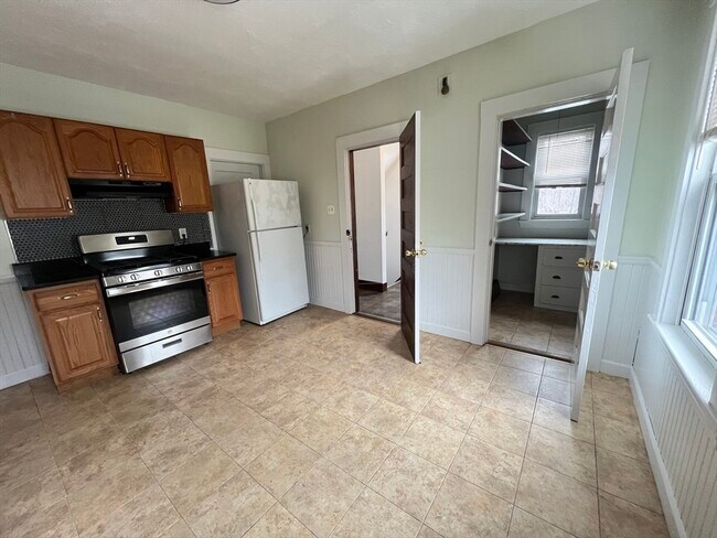 Building Photo - 79-81 Cranch St