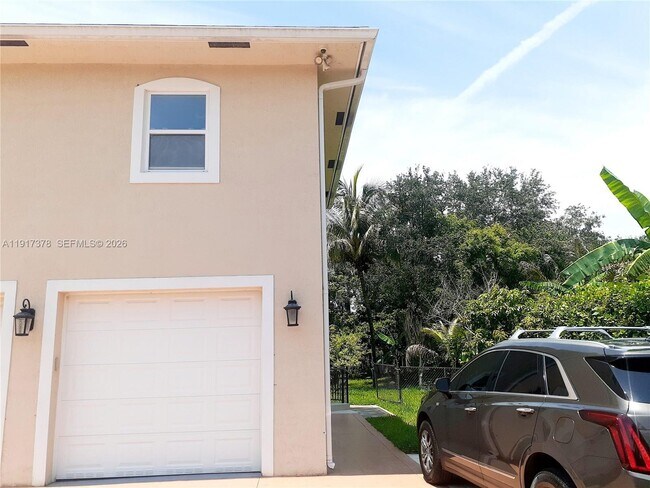 Foto del edificio - 13755 SW 20th St