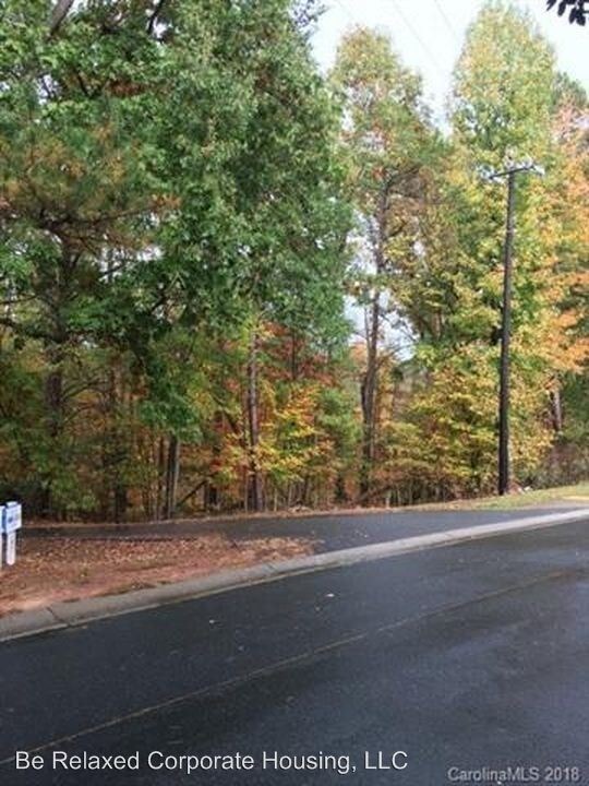 Foto del edificio - 3 br, 2 bath House - 7032 Cambridge Court