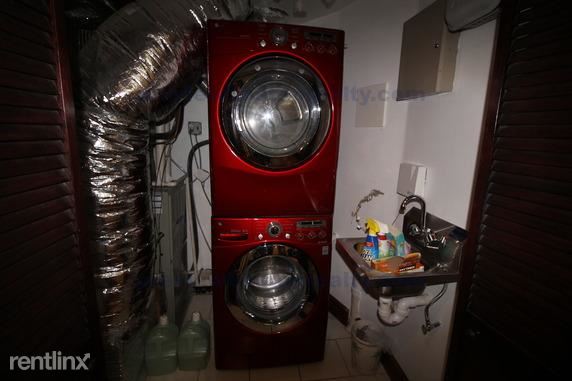 Building Photo - 9 Francis St