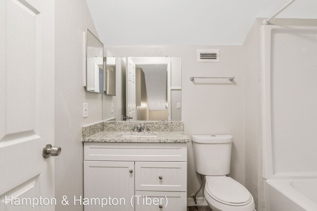 Building Photo - 4 br, 2 bath House - 5558 REGAL OAK CIR