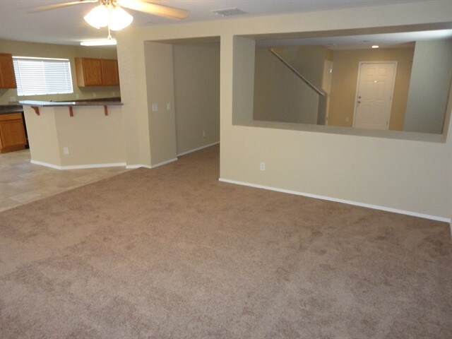 Building Photo - 1120 W Camino Luna Llena