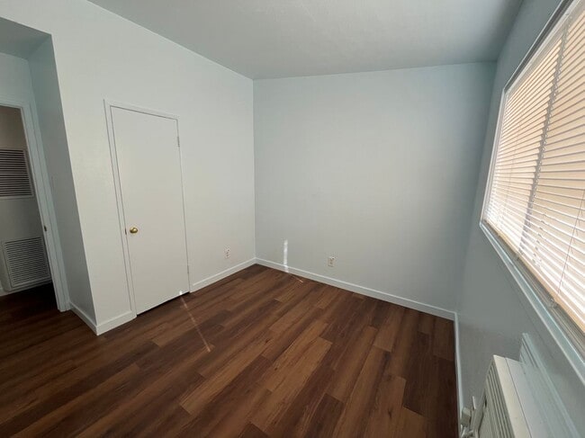 Foto del edificio - 18233 Villa Park St