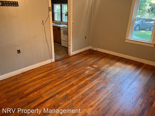 Building Photo - 2 br, 1 bath House - 1638 Ziegler Street
