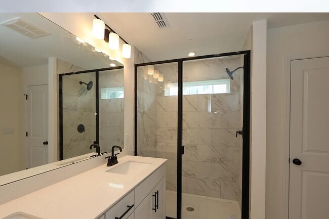 Photo - 6973 Doddridge Ln Townhome