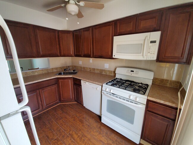 Cocina - 3525 Rebecca Ln