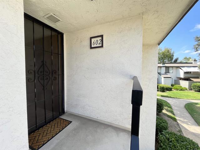 Foto del edificio - 450 W Vermont Ave