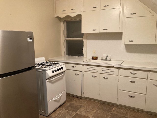Foto del edificio - 224 E 26th St