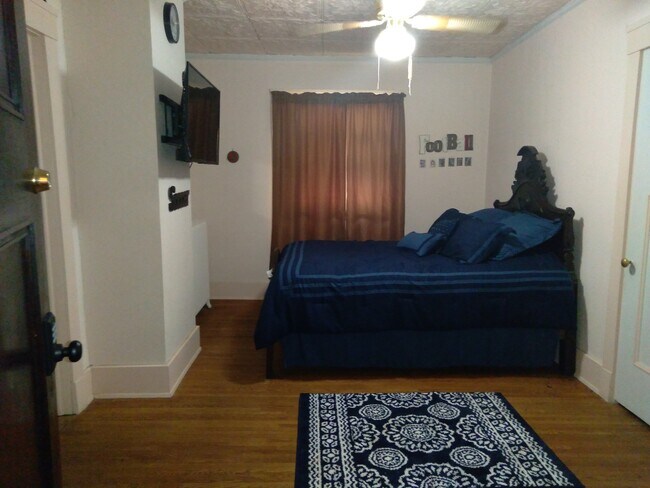 Foto principal - 511 Franklin St