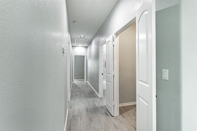 Foto del edificio - 16881 Glenheath St