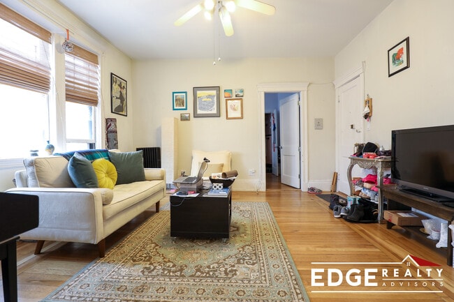 Building Photo - 9 Braemore Rd