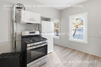 Building Photo - 47 Fox St