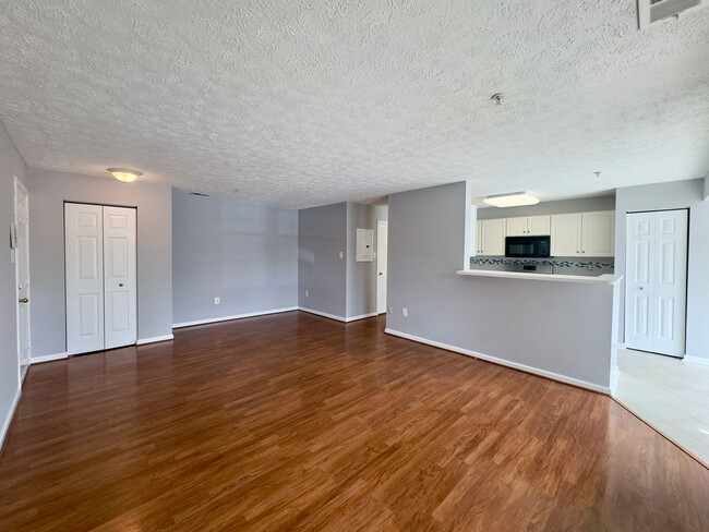 Building Photo - Charming 2 Bedroom/1 Bathroom Townhome in Perry Hall, MD!