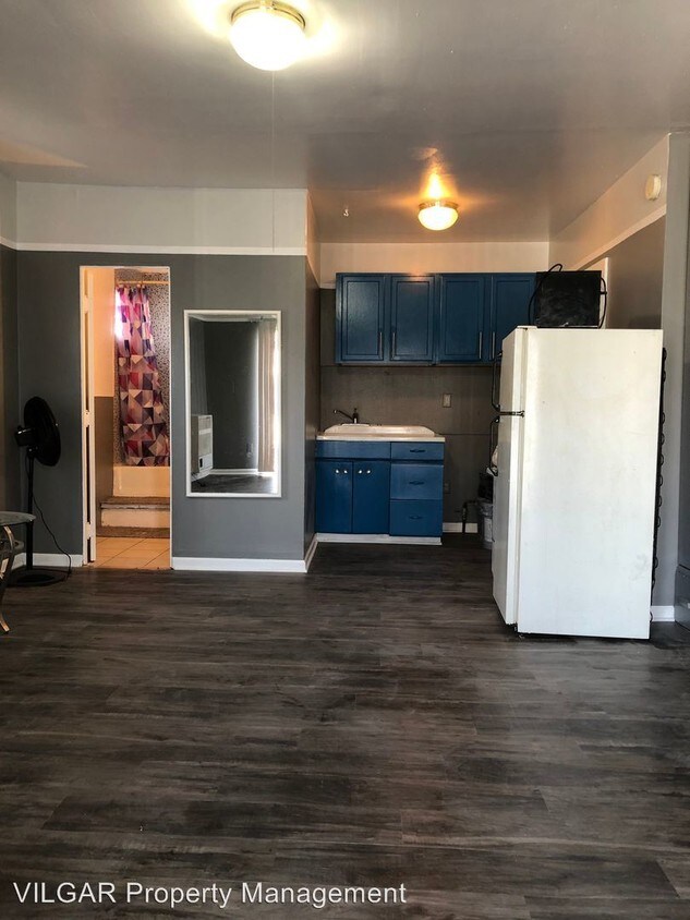 Studio, 1 bath Apartment 50 b 50 b C4 Apartment for Rent in