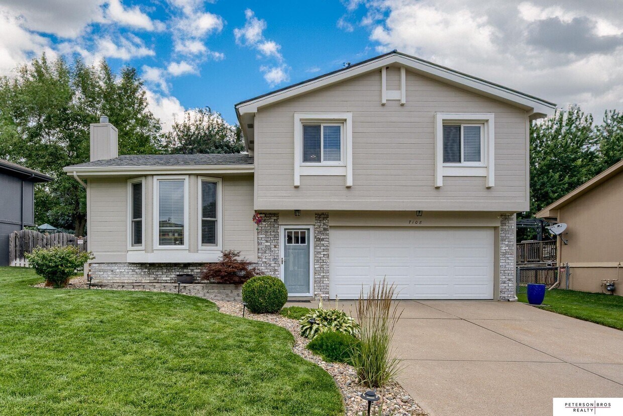 Foto principal - 7108 Audrey St