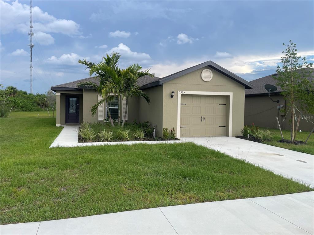 Foto principal - 5335 Entertainment Way