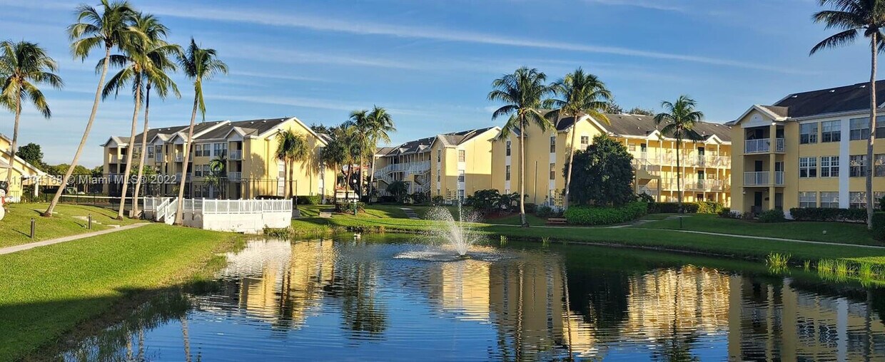 Foto principal - 6347 La Costa Dr