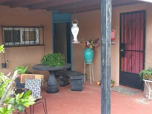 Foto del edificio - 1508 Edith Blvd NE