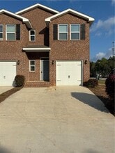 Building Photo - 6720 Spaniel Dr