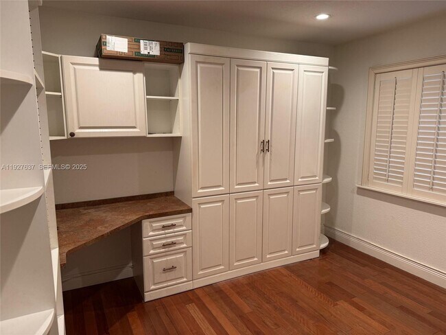 Foto del edificio - 7845 Camino Real