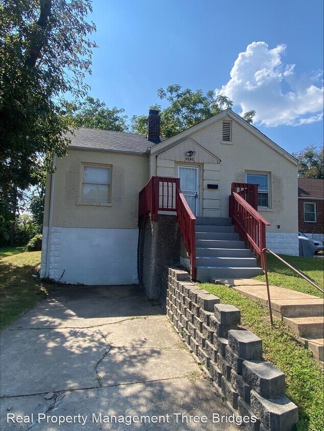 Primary Photo - 2 br, 1 bath House - 6858 Stratford Avenue