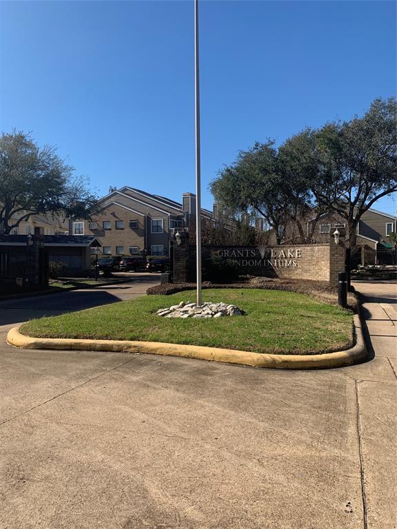 Foto principal - 2710 Grants Lake Blvd