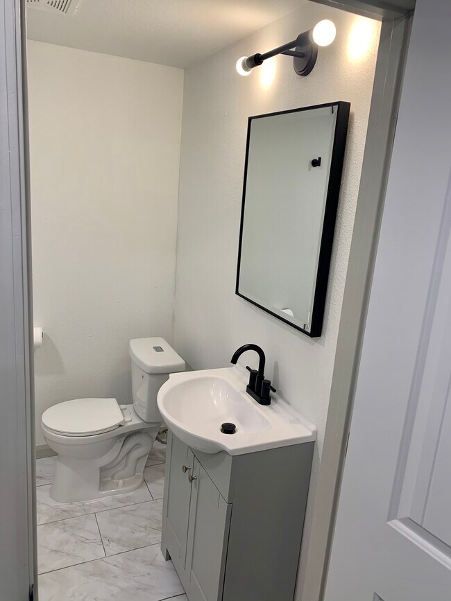Foto del edificio - 1621 SW 64th St