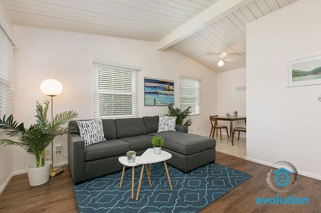 Foto del edificio - 4323-4333 Gresham St - 1405 Grand Ave