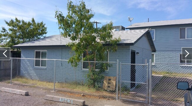 Foto del edificio - 1316 W North Ln