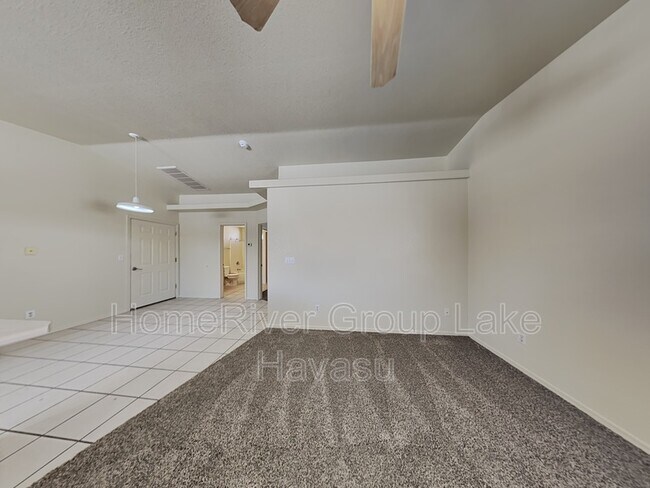 Building Photo - 2139 Moyo Dr