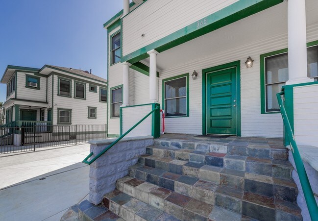 Building Photo - 358 22nd St