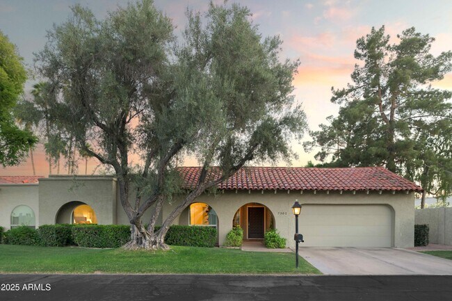 Foto del edificio - 7301 E Claremont St