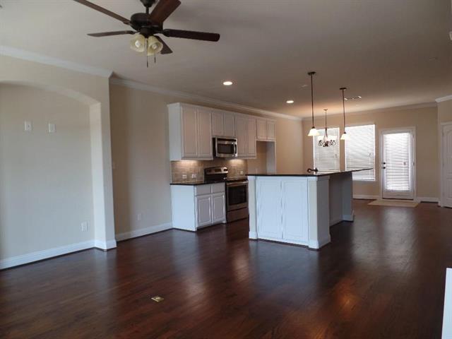 Building Photo - 2500 Rockbrook Dr
